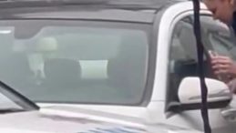 Bebek&rsquo;te Sıra Dışı Bir Olay: Trafikte Durup Ruj S&uuml;rebilen Kadın