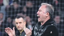Beşiktaş'ın Yenilmezlik Serisi Devam Ediyor