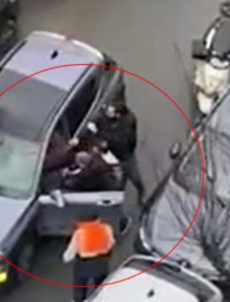 Beşiktaş'ta Şok Edici Olay! Yol Verme Tartışması Cinayetle Sonu&ccedil;landı: 1 Kişi &Ouml;ld&uuml;, 1 Kişi Komada