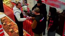 Beyoğlu'nda Dolandırıcılık Olayı: &Ccedil;iğ K&ouml;fteciyi Can Evinden Vurdu