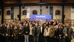 Bilal Erdoğan Gen&ccedil;lerle Buluştu!