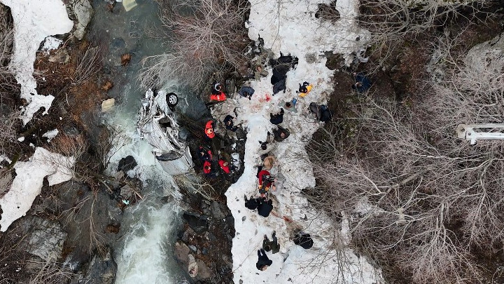Bitlis'te Korkun&ccedil; Kaza: 3 Can Kaybı, 5 Yaralı