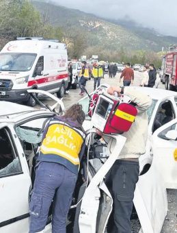 Burdur&rsquo;da Y&uuml;rekler Yandı: 7 &Ouml;l&uuml;, 5 Yaralı