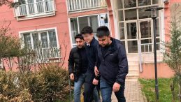 Bursa'da 17 Yaşındaki Kardeş Dehşet Sa&ccedil;tı: Ablasını Bı&ccedil;akla Rehin Aldı!