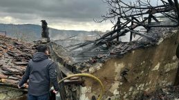 Bursa'da Acı Olay: Yangın &Ccedil;ıkan Evde &Ccedil;ift Hayatını Kaybetti!