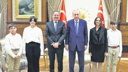 B&uuml;y&uuml;kel&ccedil;ilerden Erdoğan&rsquo;a G&uuml;ven Mektubu