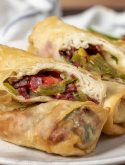 &Ccedil;ıtırlığıyla Fark Yaratan Pa&ccedil;anga B&ouml;reği Tarifi