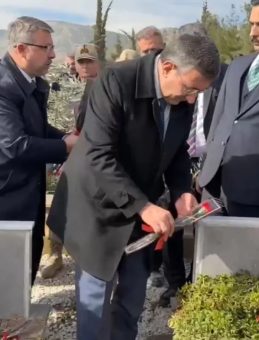 Cevdet Yılmaz Deprem B&ouml;lgesinde: Şehirlerin İnşası Devam Ediyor