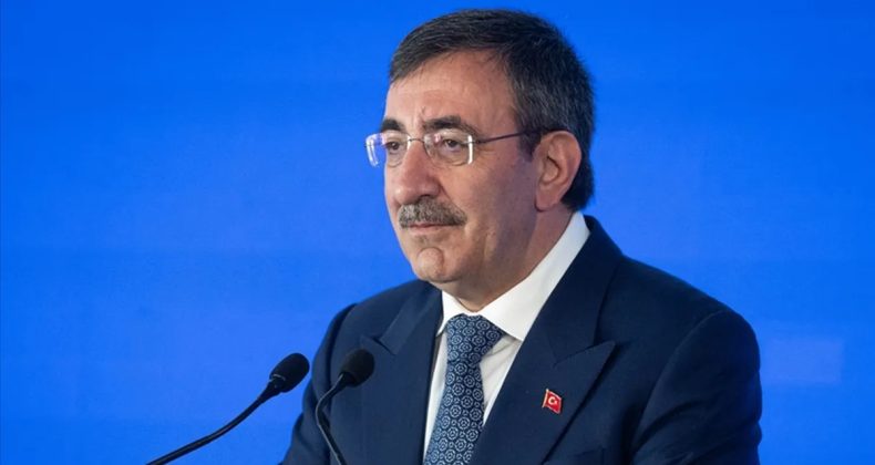 Cevdet Yılmaz: Kalkınma planımızın temelini dijital ve yeşil d&ouml;n&uuml;ş&uuml;m oluşturuyor