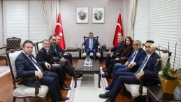 Cevdet Yılmaz Şehit Ailesine Ziyaret Ger&ccedil;ekleştirdi