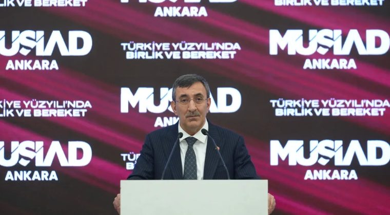 Cevdet Yılmaz'dan İstikrar A&ccedil;ıklaması: "Enflasyonda D&uuml;ş&uuml;ş S&uuml;recek"