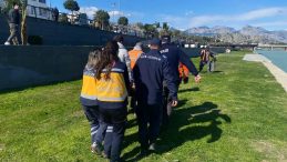 CHP'li Antalya B&uuml;y&uuml;kşehir Belediyesi'nde Baskılara Dayanamayan İş&ccedil;i Suya Atladi!