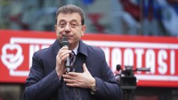 CHP&rsquo;de Dijital Kriz! D&uuml;ş&uuml;k Etkileşim, Genel Merkeze Baskı ve 2,1 Milyonluk Fatura İddiası