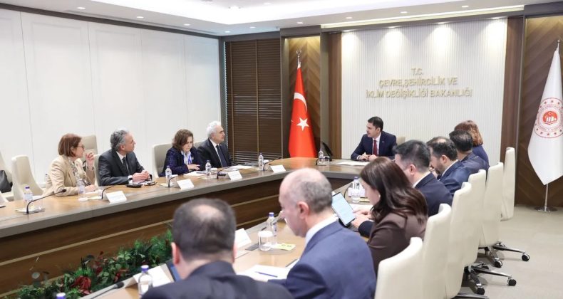 COP31 &Ouml;ncesi &Ouml;nemli G&ouml;r&uuml;şme! Bakan Kurum ve Fatih Birol Buluştu