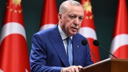 Cumhurbaşkanı Erdoğan, Alev Alatlı'yı Vefatının İkinci Yılında Andı