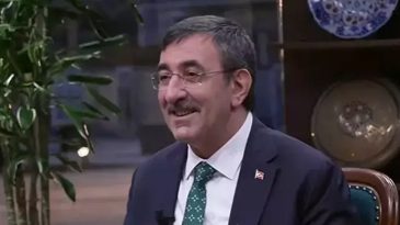Cumhurbaşkanı Yardımcısı Cevdet Yılmaz, Kanal D ekranlarında konuştu: Ramazan, toplum i&ccedil;in 'arınma' ayı