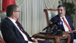Cumhurbaşkanı Yardımcısı Cevdet Yılmaz: Kıbrıs T&uuml;rk'&uuml;n&uuml;n haklarını savunmaya devam edeceğiz