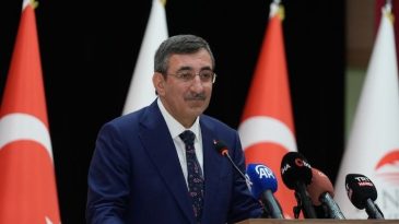 Cumhurbaşkanı Yardımcısı Yılmaz'dan hayatını kaybeden iki madenci i&ccedil;in taziye mesajı