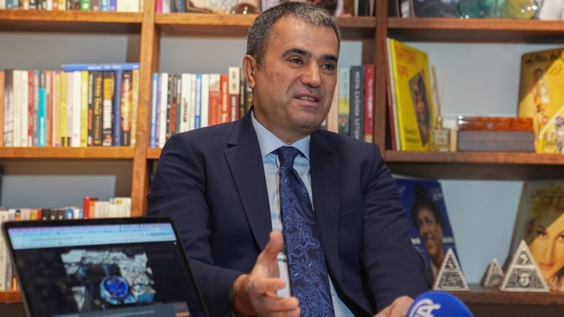 Demir&ouml;ren Medya TV Grup Başkanı Murat Yancı, AA'nın Yılın Kareleri Oylamasına Katıldı