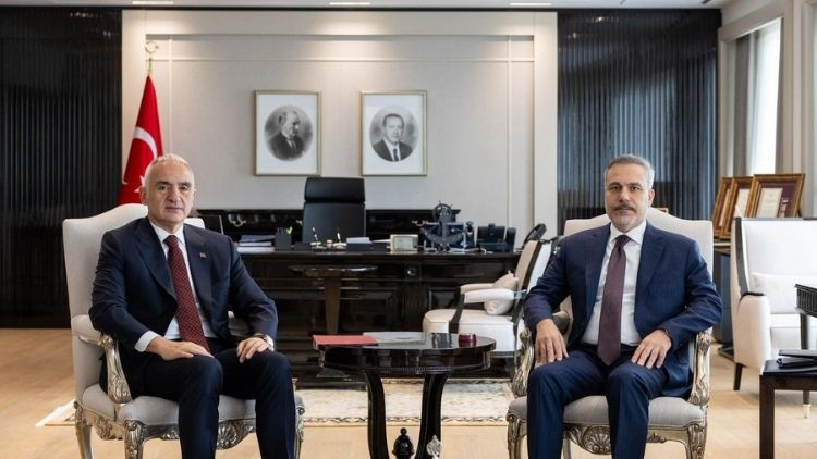 Dışişleri Bakanı Fidan, K&uuml;lt&uuml;r ve Turizm Bakanı Ersoy ile bir araya geldi