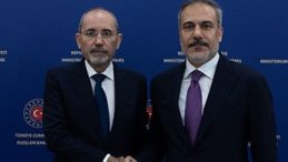 Dışişleri Bakanı Hakan Fidan, &Uuml;rd&uuml;n Dışişleri Bakanı Safadi ile Telefon G&ouml;r&uuml;şmesi Ger&ccedil;ekleştirdi