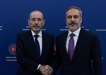 Dışişleri Bakanı Hakan Fidan, &Uuml;rd&uuml;n Dışişleri Bakanı Safadi ile Telefon G&ouml;r&uuml;şmesi Ger&ccedil;ekleştirdi