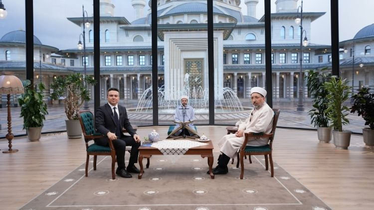 Diyanet İşleri Başkanı Şafi Arpaguş, 'Bir Ramazan Akşamı' Programında Soruları Yanıtladi