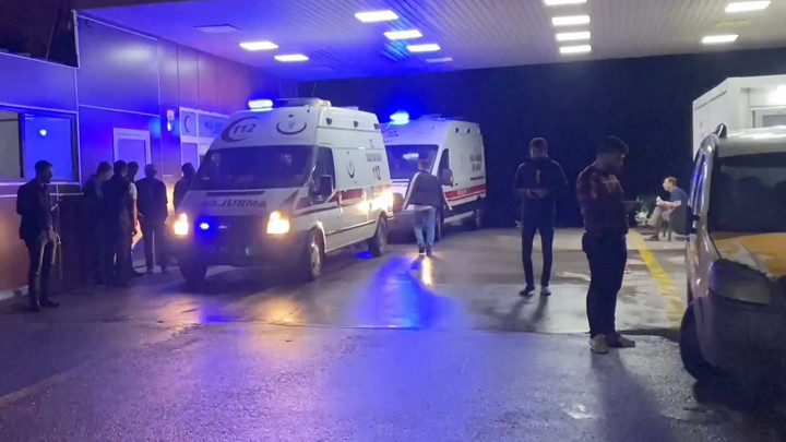 Diyarbakır'da 3 yaşındaki &ccedil;ocuğun kahreden &ouml;l&uuml;m&uuml;! Silahla oynayan kardeşi kazara vurdu