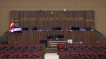 Diyarbakır'da &Ccedil;ocuğu Zorla G&ouml;t&uuml;rmeye &Ccedil;alışan Sanığa 3 Yıl 9 Ay Hapis Cezası Verildi