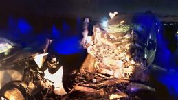 Diyarbakır&rsquo;da İki Otomobil &Ccedil;arpıştı: 3 &Ouml;l&uuml;, 3 Yaralı!