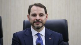 D&uuml;nya Farkında Olmadan Berat Albayrak'ın Hamleleri