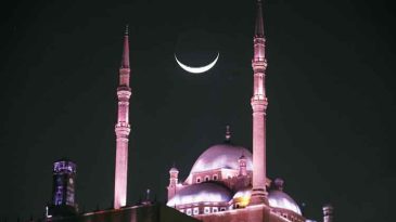 D&uuml;nyanın namaz vakitlerini T&uuml;rk astronomlar hesaplıyor