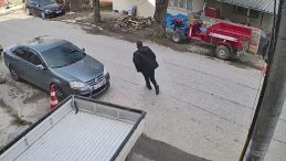 Emekli Polisten Kanlı Olay: Eşini ve Emlak&ccedil;ıyı &Ouml;ld&uuml;rd&uuml;