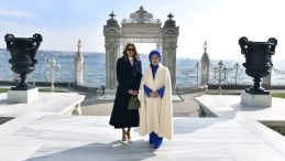 Emine Erdoğan ve &Uuml;rd&uuml;n Krali&ccedil;esi Rania Buluştu