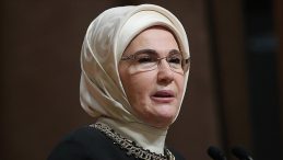 Emine Erdoğan'dan 'Berat Gecesi' mesajı