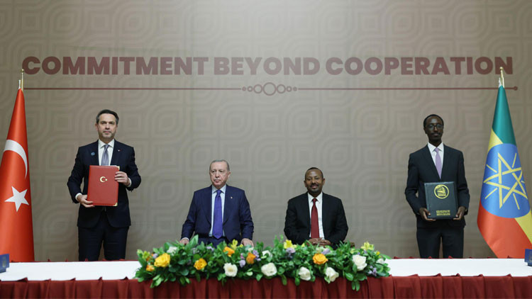 Enerji ve Tabii Kaynaklar Bakanı Bayraktar: Kapsamlı yol haritası &uuml;zerinde mutabık kaldık