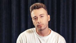 Enes Batur G&ouml;zaltına Alındı