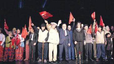 Engelli Bireyler &Ccedil;anakkale Destanını Yeniden Yazdı