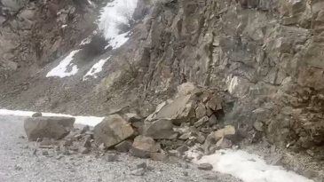 Erzincan Depremi Merkez &Uuml;ss&uuml;nde Yeni G&ouml;r&uuml;nt&uuml;ler