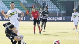 Esenler, Iğdır&rsquo;ın Yenilmezlik Serisini Sonlandırdı