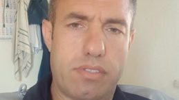 Eşini &Ouml;ld&uuml;r&uuml;p Hayatına Son Verdi