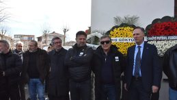 Eski milli futbolcu Tayfur Havut&ccedil;u&rsquo;nun vefat eden babası Sakarya&rsquo;da toprağa verildi