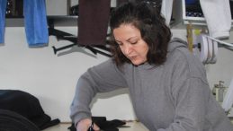 Fabrikalardan 'Atık' Kumaşlar İle Ekonomik Kıyafet &Uuml;retiyor