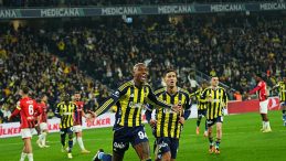 Fenerbah&ccedil;e Bu Sezon 3. Kez İlk Yarıda 3 Gol Attı!