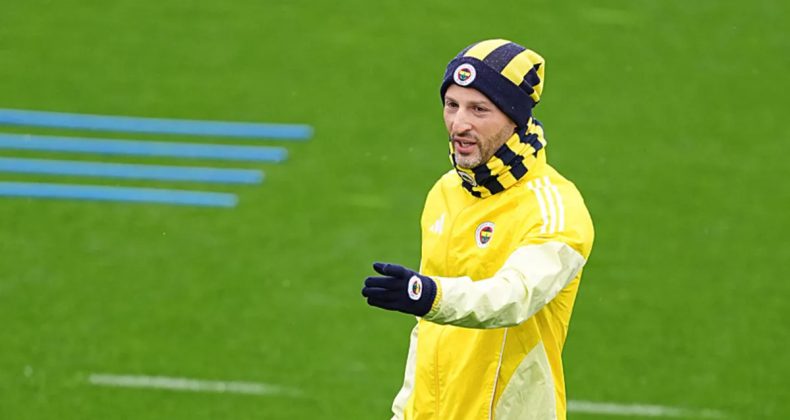 Fenerbah&ccedil;e Teknik Direkt&ouml;r&uuml; Domenico Tedesco, Sidiki Cherif Hakkında A&ccedil;ıklamalarda Bulundu!