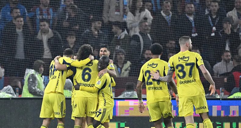 Fenerbah&ccedil;e, Trabzonspor Deplasmanında Galip Geldi! 5 Goll&uuml; M&uuml;thiş Karşılaşma