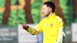 Fenerbah&ccedil;e'de Sadettin Saran Antrenmanı İzledi!