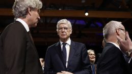 FIFA Futbol Gelişim Direkt&ouml;r&uuml; Arsene Wenger'in hedefi 100 &uuml;lkede 100 akademi!