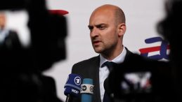 Fransa Dışişleri Bakanı Barrot: &lsquo;Gıda yardımı Gazze halkına engelsiz şekilde ulaşmalı&rsquo;