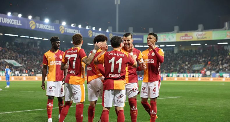 Galatasaray, Beklenen Güçlü Kadrosuna Kavuştu!